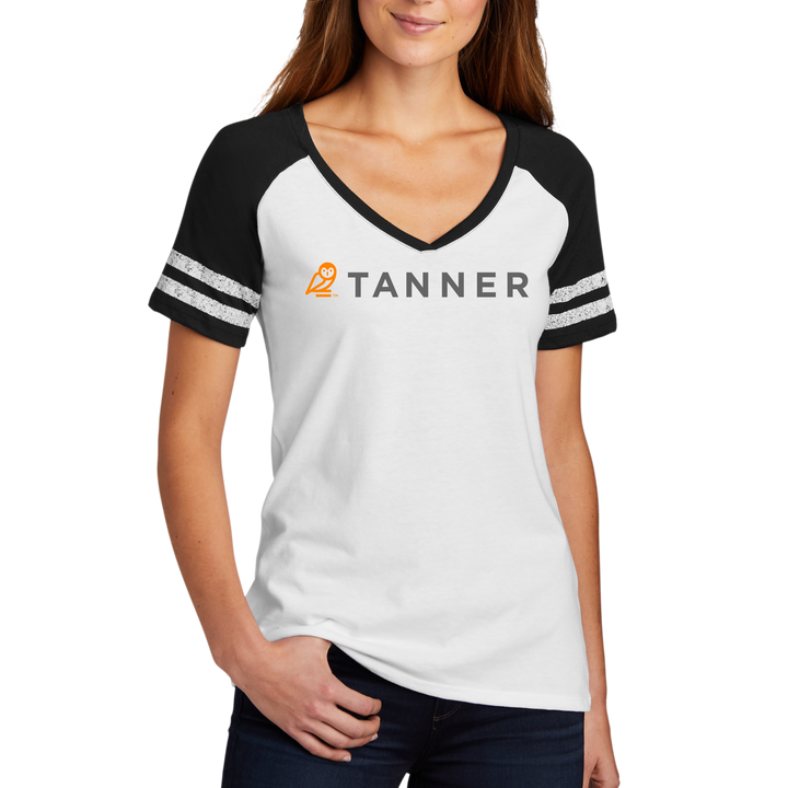 District ® Women’s Game V-Neck Tee